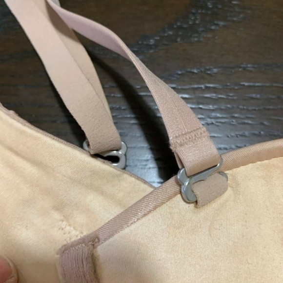 Victoria Secret Bra 32A Biofit Multiway Push Up - Picture 7 of 8